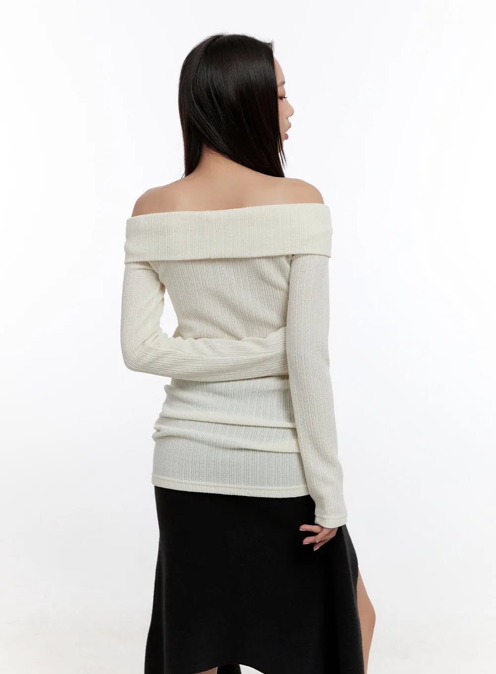 Dazzling Off Shoulder Top CN420