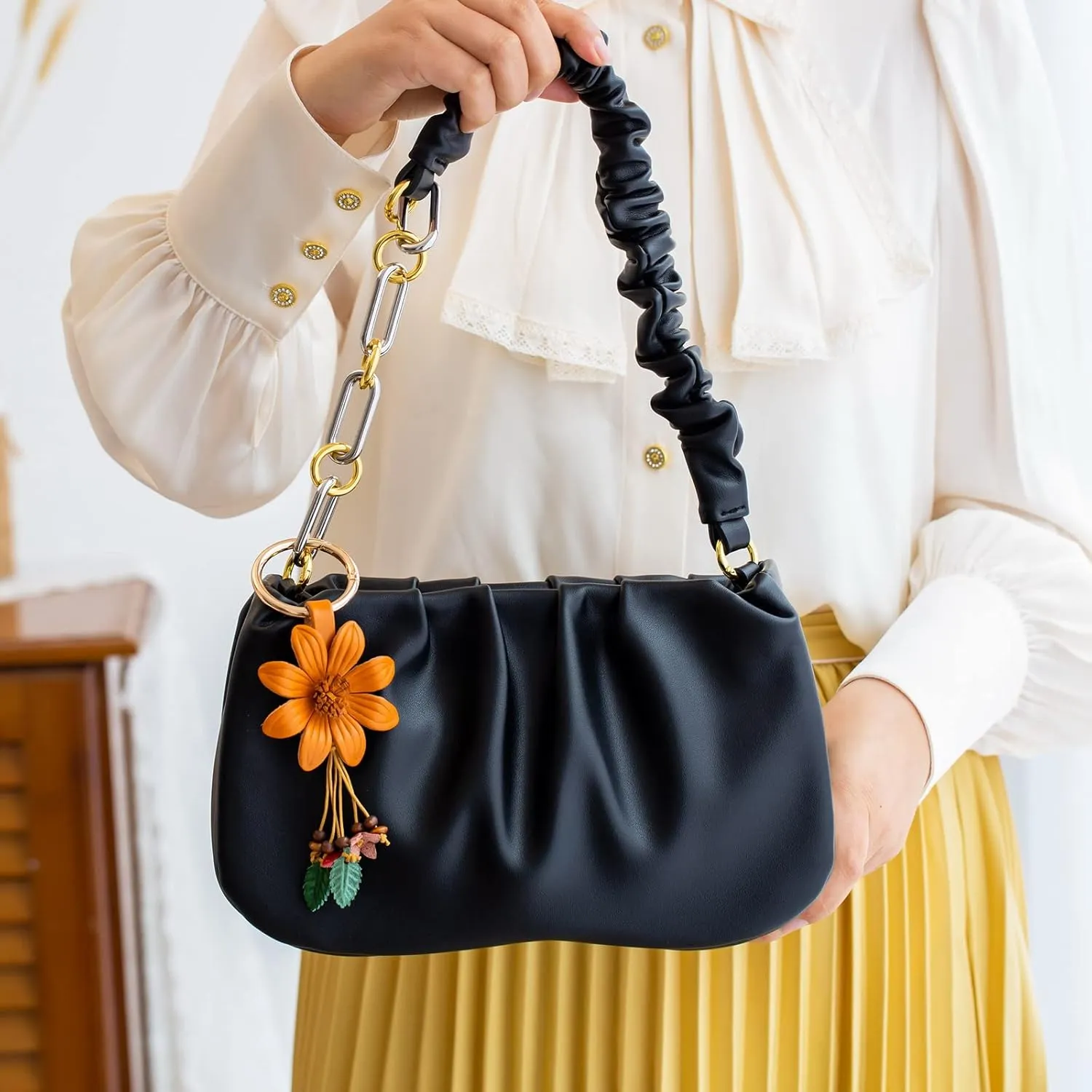 Genuine Leather Flower Tassel Keychain Car Keyring Fob Boho Accessorie for Women