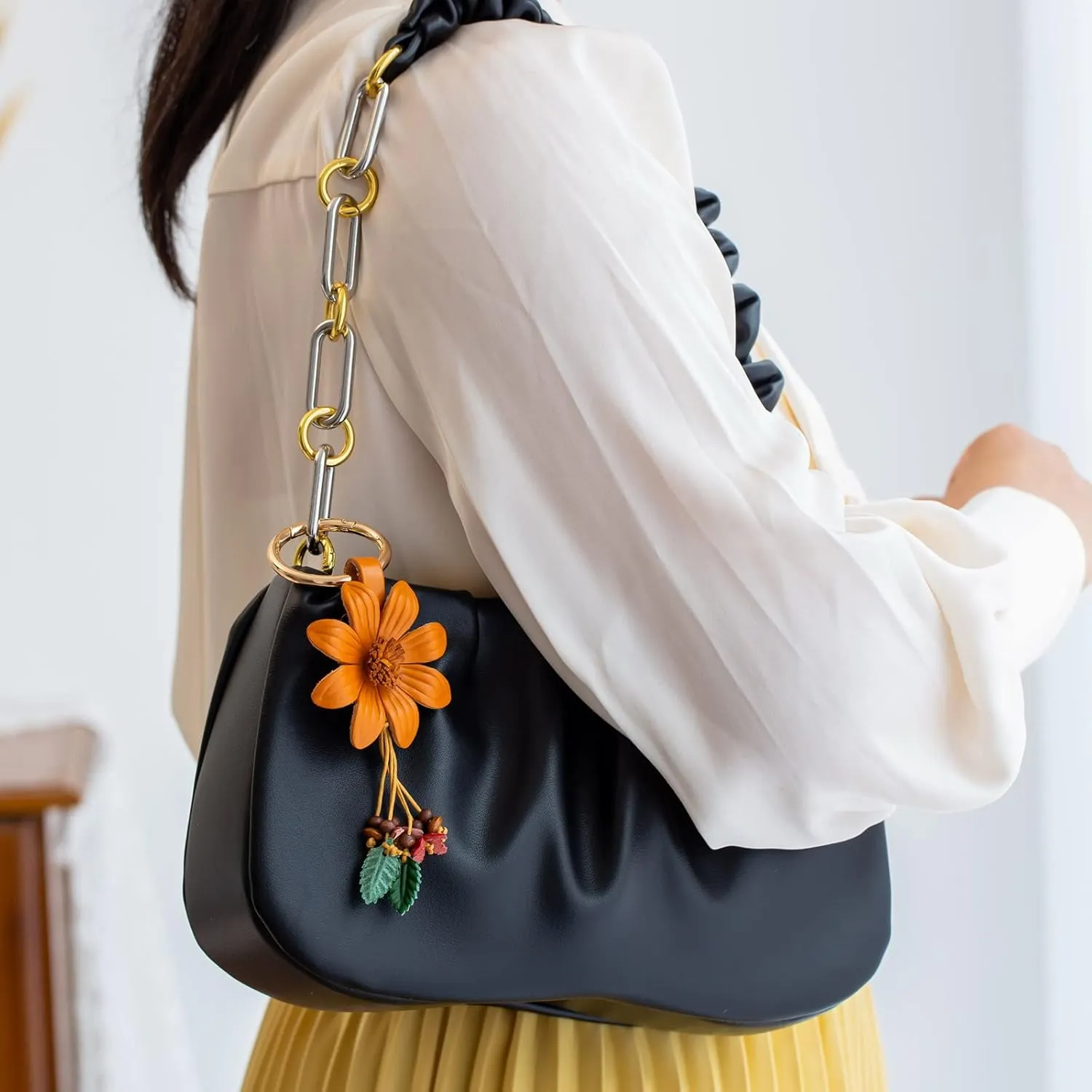 Genuine Leather Flower Tassel Keychain Car Keyring Fob Boho Accessorie for Women